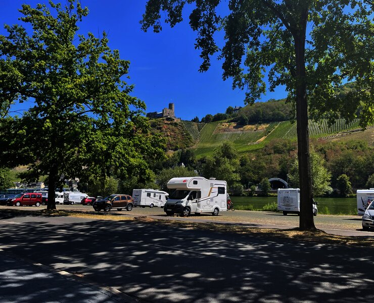 Parkplatz Nikolausufer
