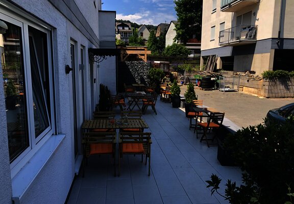 Terrasse im Weingut