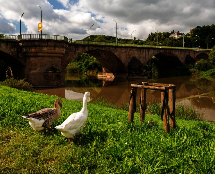 Römerbrücke am Zurlaubener Moselufer
