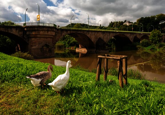 Römerbrücke am Zurlaubener Moselufer