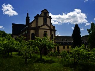 Das Kloster Himmerod wurde von den Zisterziensern gegründet.
