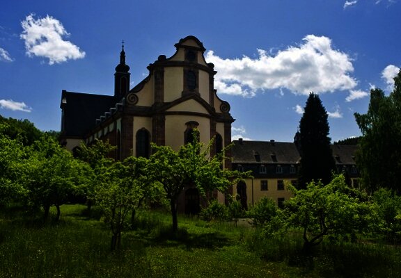 Das Kloster Himmerod wurde von den Zisterziensern gegründet.