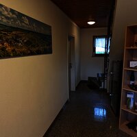 Zugang zum Weinprobierraum