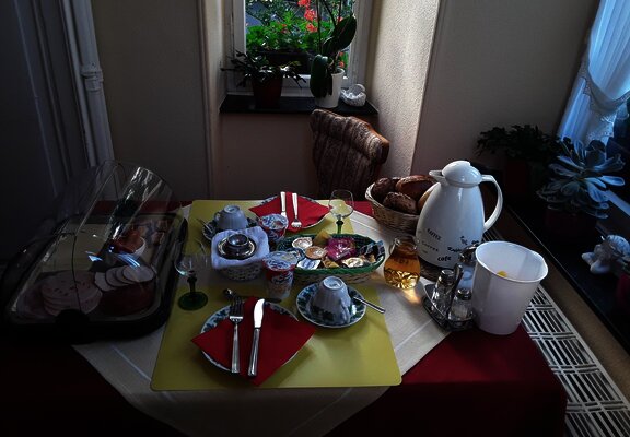 Frühstückstisch2