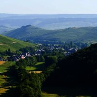 Burgen, Ort der 19 Brücken ...