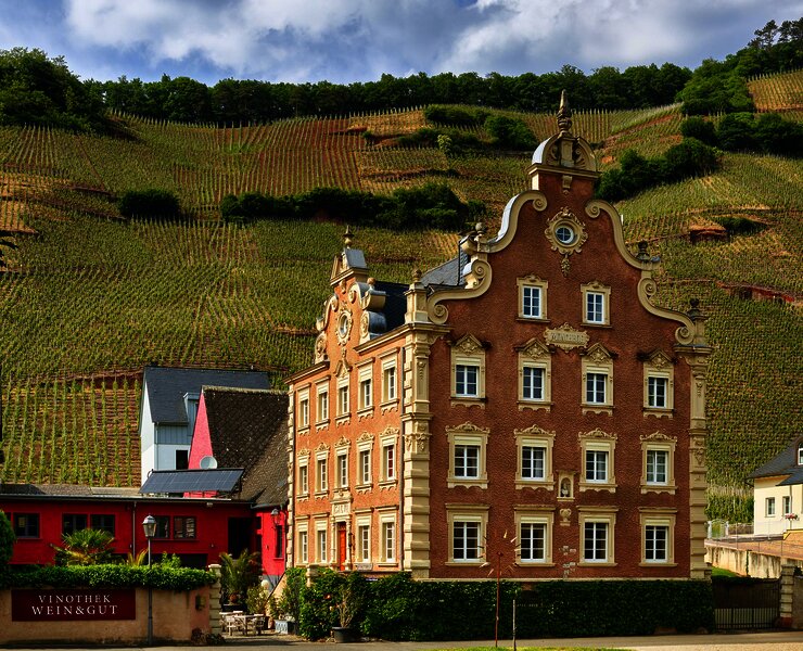 Weingut Mönchhof Weingutsgebäude