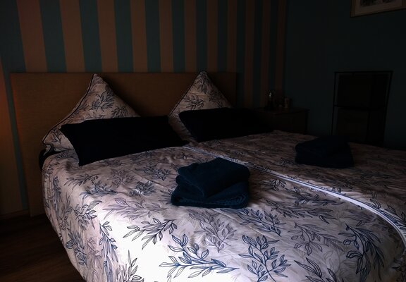 Vorderes Schlafzimmer