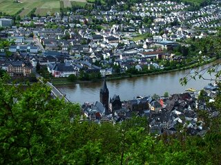 Blick auf die Mosel bei Bernkastel-Kues