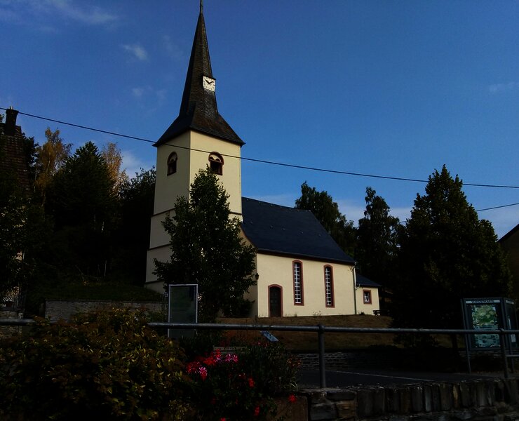 Evangeliche Kirche in Burgen