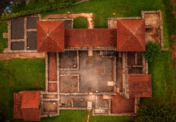Drohnensicht auf die Römische Villa bei Mehring
