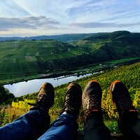 E2B25E7A-D71C-4129-BC47-EF013527B561