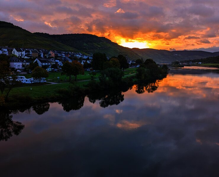 Abenddämmerung an der Mosel