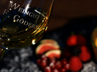Weigenuss beim Weingut F. Gödert