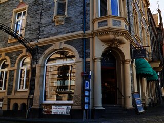 Vinothek Walter J. Oster