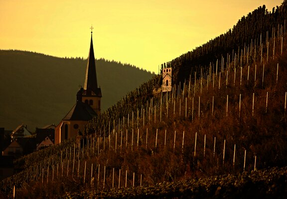 Sonnenuhr bei Dämmerung