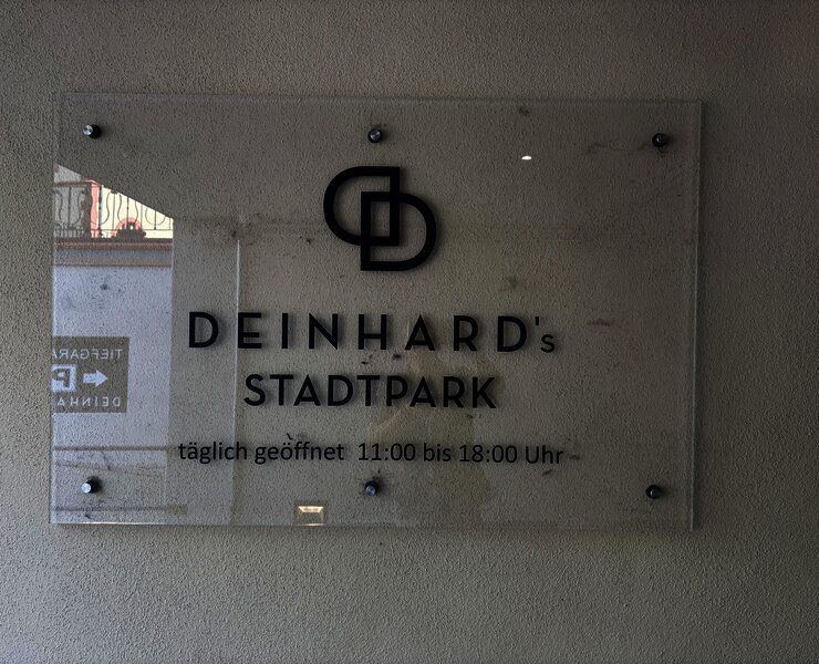 Schild Stadtpark Deinhatd´s