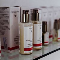 Naturkosmetik Dr. Hauschka imFeriendomizil Roussel