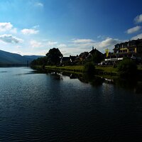 Mosel-Hotel-Sonnenuhr