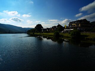 Mosel-Hotel-Sonnenuhr