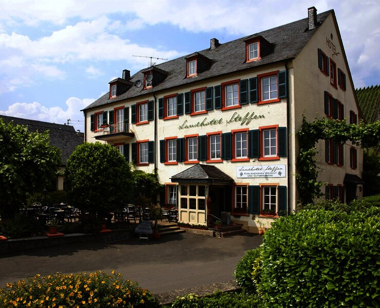 Inmitten von Weinbergen in Lieser_Foto Hotel