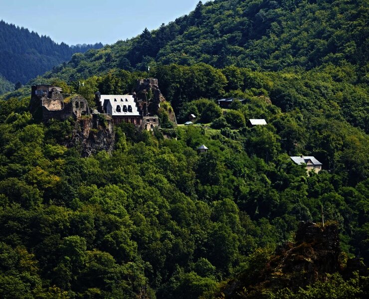 Schloss Veldenz - majestätisch gelegen