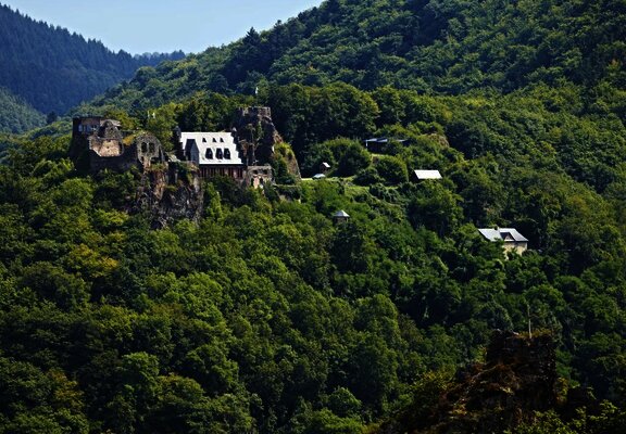 Schloss Veldenz - majestätisch gelegen