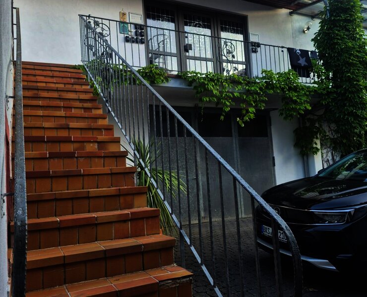 Kopia Eingang_Treppen 2