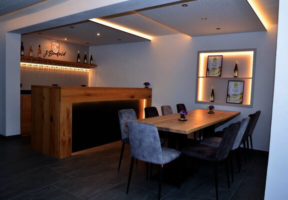 Vinothek Weingut Birnfeld