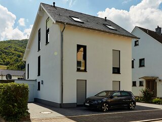 Susannes Burgblick_Hausansicht