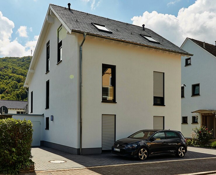 Susannes Burgblick_Hausansicht