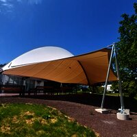 Kurgastzentrum, Außenbereich