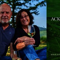 Weingut Ackermann mit Logo