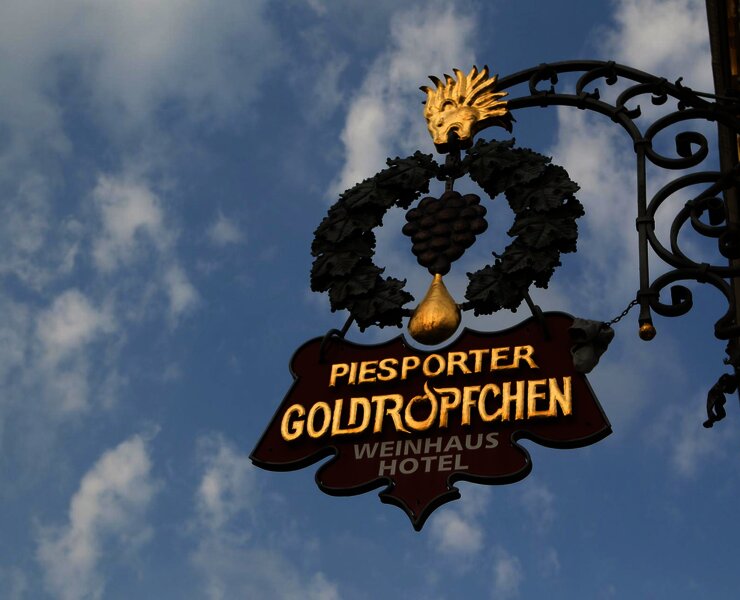Piesporter Goldtröpfchen Schild