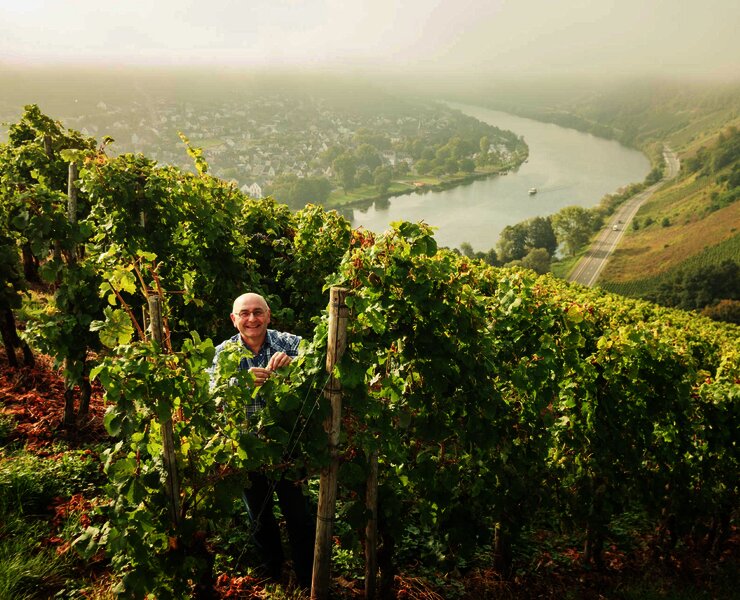 Winzer_Andreas_im Weinberg