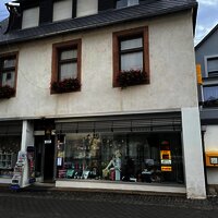 Friseur und Post Oster in Zeltingen