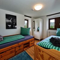 Villa_Mosella_Mansarde_Einzelbetten_1