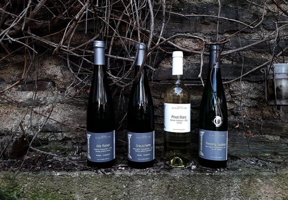 Weinflaschen Weingut Schneider- Kettern