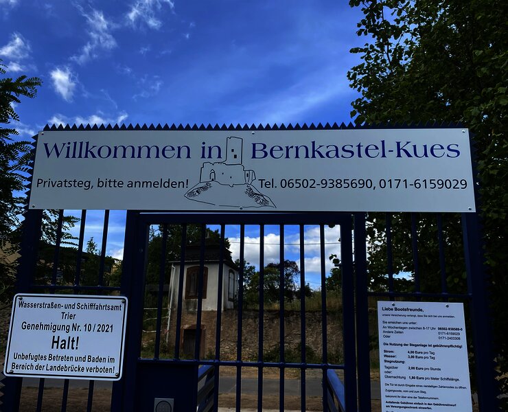 Neue Sportsteg-Anlage am Kueser Moselufer