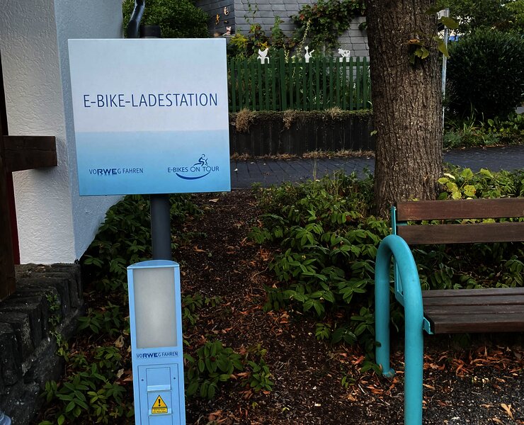 E-Bike Ladestation nah