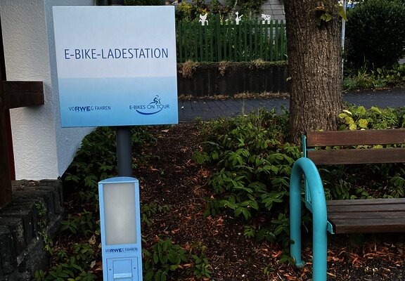E-Bike Ladestation nah
