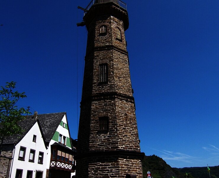 Hatzenport: Fährturm