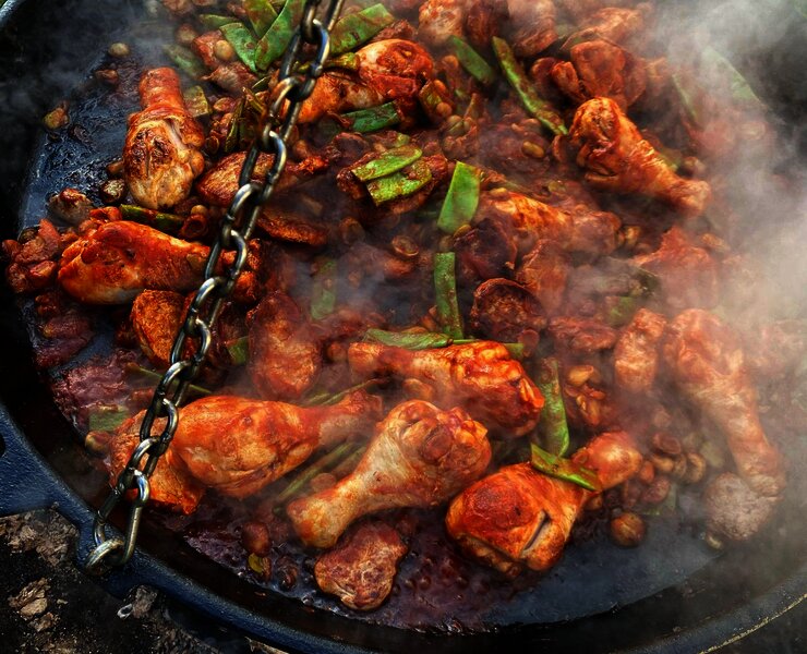 Weinprobe mit Paella