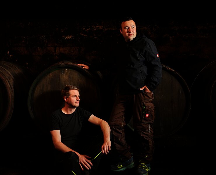 Weingutsbesitzer Forian Maring und Corvin Prigge