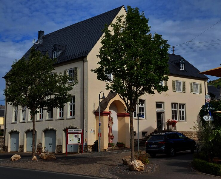 Zeltingen_Tourist_Information