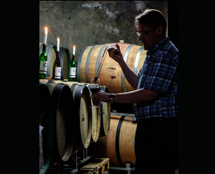 Weinprobe im Keller