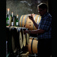 Weinprobe im Keller