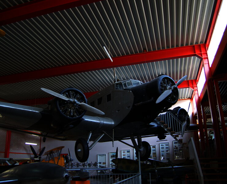 Das Bild zeigt ein Flugzeug der Flugausstellung Junior.