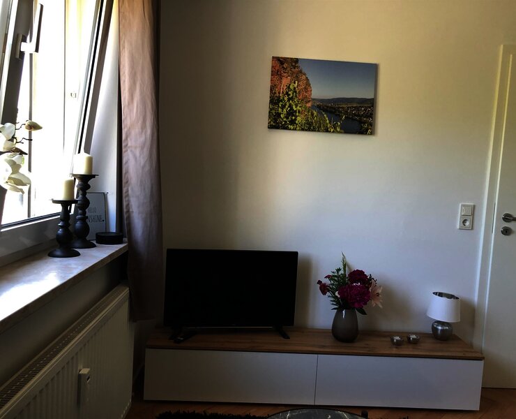 2Wohnzimmer-Bild2