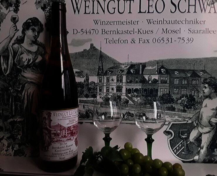 Weingut Leo Schwab Weinflasche
