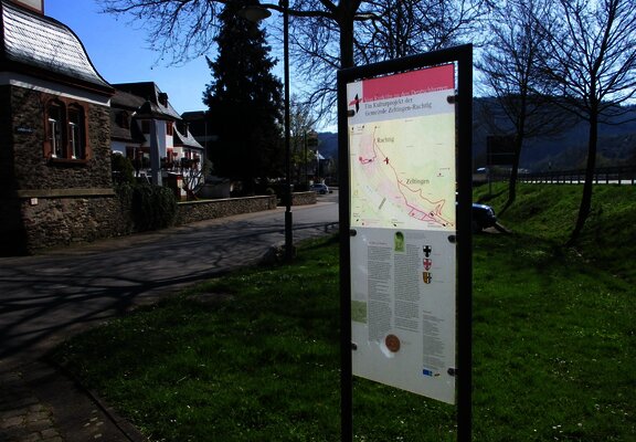 Startpunkt der Wanderung gegenüber des Deutschherrenhofs